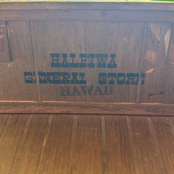 Vintage 🔥sale🔥miniature Haleiwa General Store Hawaii - Picture 4 of 7